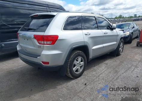 2012 Jeep Grand Cherokee Laredo из США, поврежденный, VIN 1C4RJFAG4CC318483
